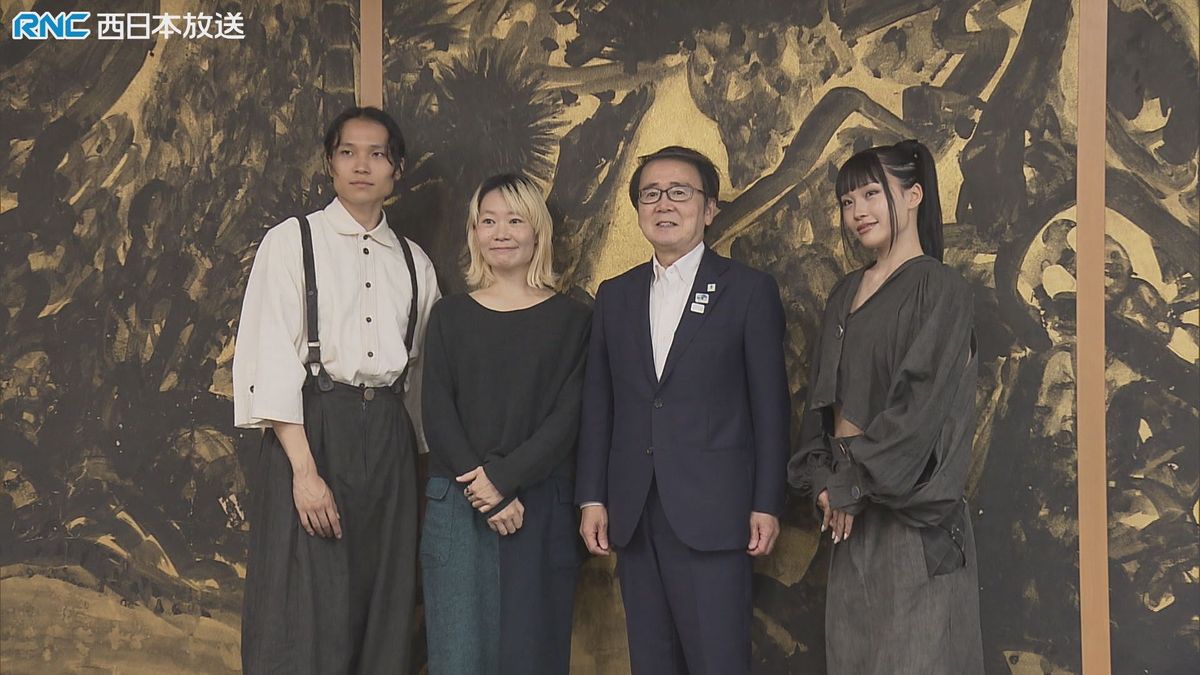 「保多織」衣装　フランスファッションイベントへ　デザイナーら知事表敬