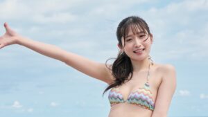 🍭 貝賀琴莉（#よーよーよー）［アザーカット＆インタビュー］ビキニ姿で爽やかに美ボディを解放！「癒されながら撮影してました」『Fine特別編集 SUNNY GIRL vol.05』登場