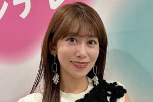 元NHK中川安奈アナ、ミニスカコーデに反響「スタイル抜群」「マジモデルさん」「足なが！」 | ENCOUNT