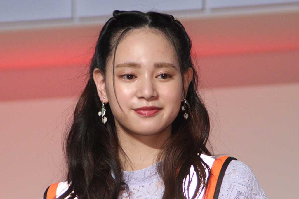 オリ左腕・宮城の女優妹、美しい投球フォームにネット騒然「右投げなんですね」「どんだけ綺麗なんよ」 | ENCOUNT オリ左腕・宮城の女優妹、美しい投球フォームにネット騒然「右投げなんですね」「どんだけ綺麗なんよ」 | ENCOUNT