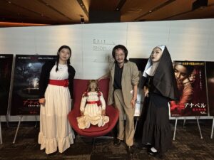 『死霊館 最後の儀式』公開記念！493分の呪いに耐えろ“悪魔オールナイト”開催！著名人絶賛コメントも｜最新の映画ニュースならMOVIE WALKER PRESS