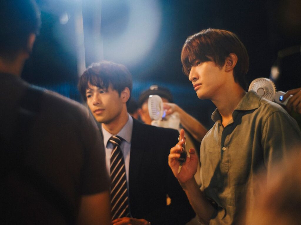 森崎ウィン×向井康二のじゃれ合う姿も! 『(LOVE SONG)』バンコクでの撮影を収めたメイキング映像公開 – ぴあ映画 森崎ウィン×向井康二のじゃれ合う姿も! 『(LOVE SONG)』バンコクでの撮影を収めたメイキング映像公開 - ぴあ映画