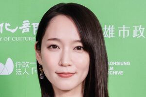 32歳 吉岡里帆 清楚な白ドレス姿にSNS衝撃「妖精」「かっわいいぃ〜〜」「どこのアイドルかと…」台湾オフショット投稿 ラグジュアリーブランドの収益構造についても解説 | LIMO