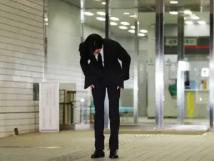 俳優・清水尋也被告が保釈　深々頭下げ謝罪「皆様を裏切る結果…心から反省」「申し訳ございませんでした」 - スポニチ Sponichi Annex 芸能