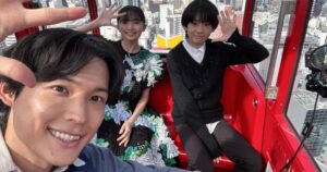 松村北斗、『秒速5センチメートル』子役・上田悠斗＆白山乃愛と大阪・梅田の観覧車を満喫 - オリコンニュース