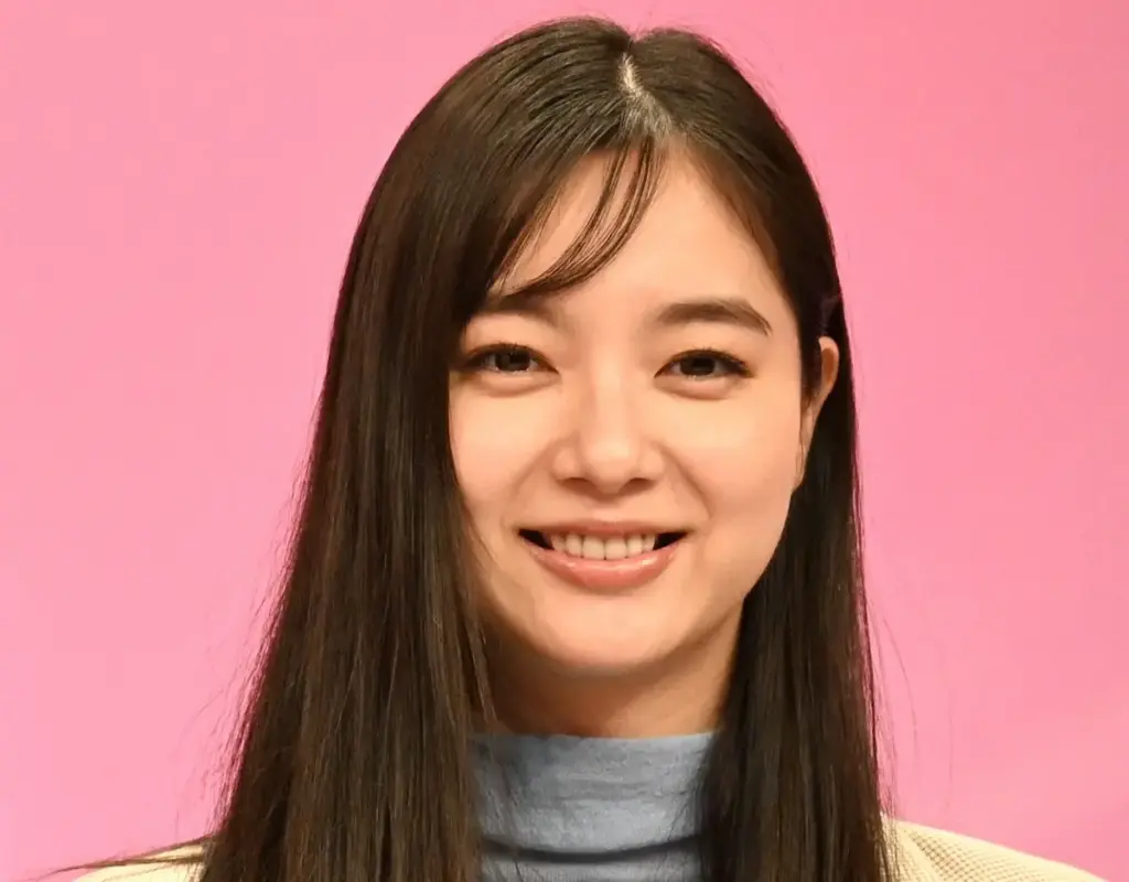 新川優愛　趣味は「貯金」　12歳で積立保険加入、驚がくの倹約術は「リビングを裸で走って…」 - スポニチ Sponichi Annex 芸能