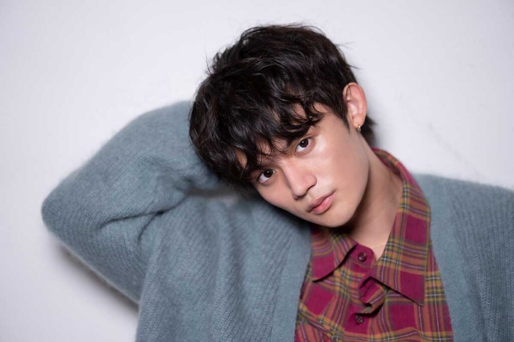 1年かけた役作り&10kg減量「極限まで…」 藤原大祐、多才な22歳の素顔「凝り性なんですよ」 | ENCOUNT 音楽活動3年目で初のラブソングを書き下ろした藤原大祐【写真:藤岡雅樹】