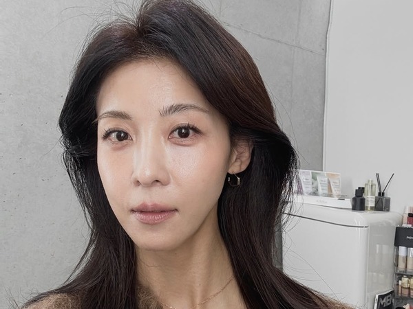 『奇皇后』女優ハ・ジウォン、“究極のフェイスライン”に目が釘付け!「秋の女神」【PHOTO】 | cinemacafe.net 『奇皇后』女優ハ・ジウォン、“究極のフェイスライン”に目が釘付け!「秋の女神」【PHOTO】 | cinemacafe.net