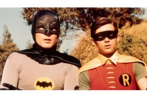 ドラマ『バットマン』や『スター・トレック』コスチュームが高額落札 – 海外ドラマNAVI バットマン