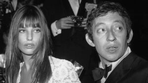 ジェーン・バーキンが選んだ“自由に纏う”生き方。伝説のドレスに隠された物語 | Vogue Japan ジェーン・バーキンが選んだ“自由に纏う”生き方。伝説のドレスに隠された物語 | Vogue Japan