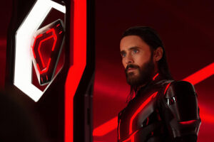 「軽ーく見れるアクションムービー」 トロン：アレス えいこさんの映画レビュー（感想・評価） - 映画.com