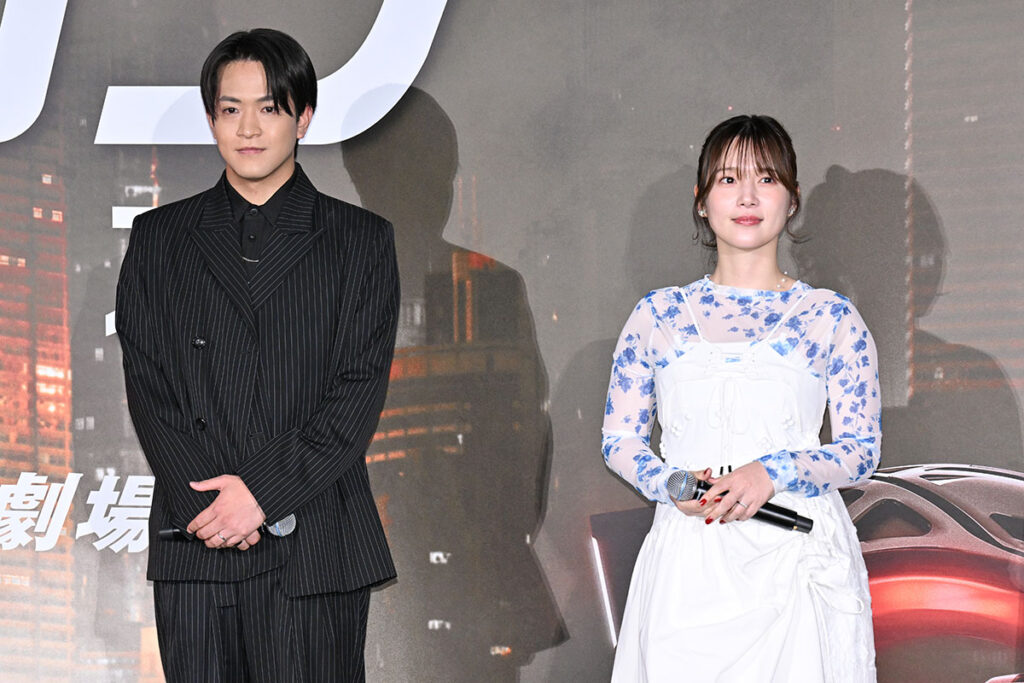 内田真礼&石川界人、結婚後初の公の場 敵対する役で共演も「僕らのほうは仲良くやらせてもらっています」 | ENCOUNT 結婚後初の公の場のジャパンプレミアに登場した石川界人(左)と内田真礼【写真:ENCOUNT編集部】