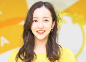 4歳児ママ板野友美 芸能人の友撮姿公開→「ヤバすぎる」「めっちゃ可愛い♥」反響 キャミ肩ヒモが – デイリースポーツ 4歳児ママ板野友美 芸能人の友撮姿公開→「ヤバすぎる」「めっちゃ可愛い♥」反響 キャミ肩ヒモが - デイリースポーツ