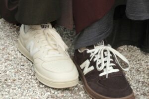 パリメンズファッションウィークの話題作がついに登場!! AURALEEとNew BalanceのT500をねらえ! | FORZA STYLE｜ファッション＆ライフスタイル[フォルツァスタイル]