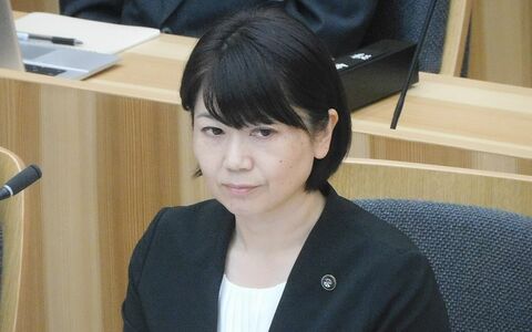 “ラブホ密会”小川晶・前橋市長（42）の“ボス弁護士”が語った見解「奥さんが慰謝料請求するのは正当な権利」「男のほうも出てきて釈明を…」