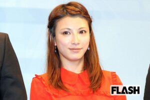 加藤あい、シースルー“チラ見え”ファッションを披露しファン歓喜…待望される女優業への本格復帰