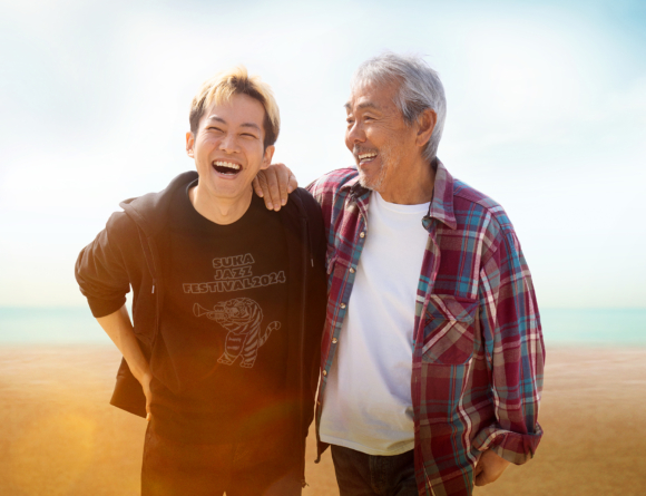 寺尾 聰✕松坂桃季の父子が贈る、映画『父と僕の終わらない歌』Blu-rayに本編を超える137分の豪華特典映像を収録！ | PONY CANYON NEWS – ポニーキャニオン