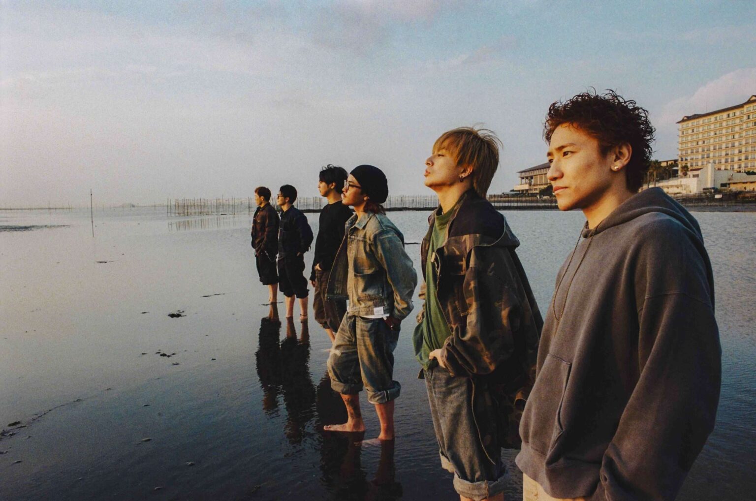 【13周年を迎えたGENERATIONS】10年振りの写真集『Footprints』発売決定 - Culture Cruise