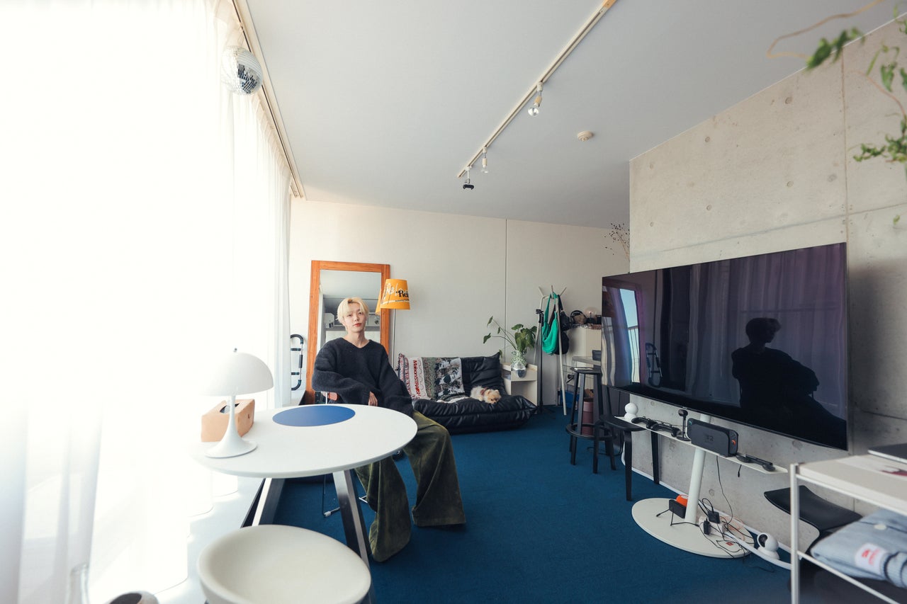 「1LDK 44平米 24帖」1人と1匹の暮らしは、間取りもレイアウトも、全部が“犬目線”！【おしゃれ男子の部屋カタログ／Vol.42】