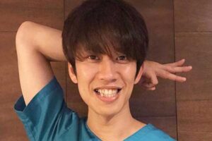 医者芸人しゅんP&元NMB48三秋里歩、公開プロポーズ成功を報告 純白のドレス姿も披露 | ENCOUNT しゅんしゅんクリニックP【写真:インスタグラム(@shun.miyamoto)より】