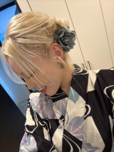 「正式に夫婦となりました」〝結婚＆妊娠〟電撃発表した人気歌手「正式」結婚式ショットにファン祝福「すごく綺麗」「ずっと幸せでいてね」 - 西スポWEB OTTO!