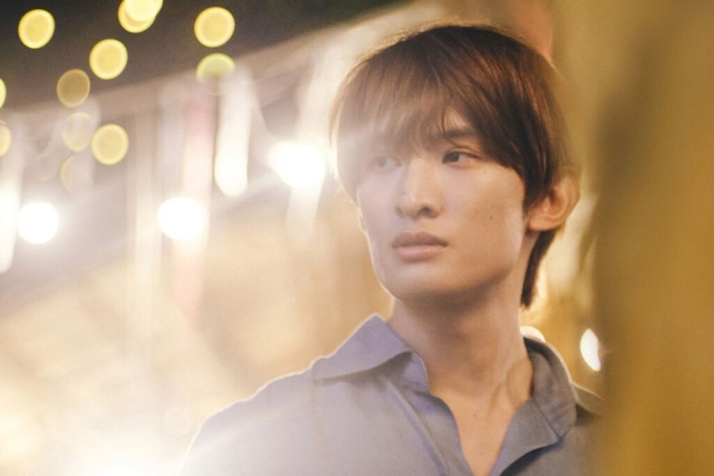 向井康二の唯一無二の魅力がここに！タイと日本をつなぐ『（LOVE SONG）』に見る絶妙な表現力｜最新の映画ニュースならMOVIE WALKER PRESS