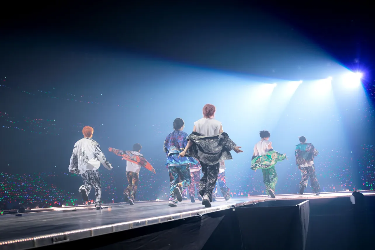 映画『超特急 The Movie RE:VE』 より