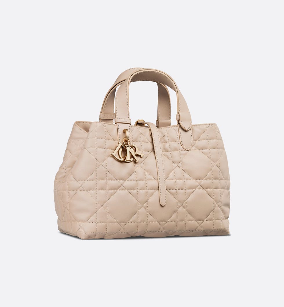 “ディオール トゥジュール”バッグ ミディアム