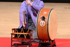 第10回おきなわ伝統芸能「若衆芸術祭」 12月21日 第10回おきなわ伝統芸能「若衆芸術祭」 12月21日