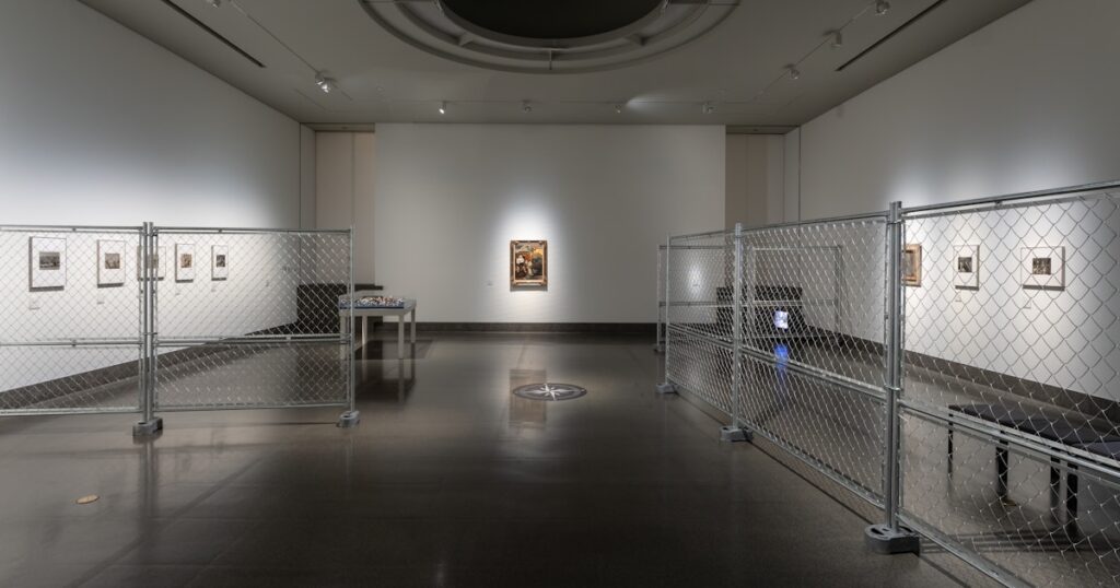 「信頼できない語り手」によるモノローグ。池上裕子評「キュレトリアル・スタディズ16　荒木悠 Reorienting ─100年前に海を渡った作家たちと─」｜美術手帖