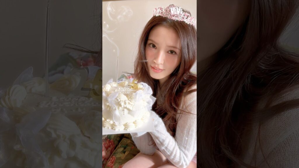 𝐇𝐚𝐩𝐩𝐲 𝐁𝐢𝐫𝐭𝐡𝐝𝐚𝐲 𝐒𝐞𝐢𝐫𝐚🎀🤍今日はせいらの誕生日！24歳は初のSTYLE BOOK「Dear Saints」発売をはじめ、せいらがさらにパワーアップした1年に💭25歳の活躍も必見です🥺