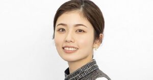 「だ、誰???」小芝風花、“別人級”の個性的な着物姿にフォロワー衝撃「全く風花ちゃんに見えない」「やばいつよい最強」 雑誌『KIMONOanne.』の表紙飾る - オリコンニュース