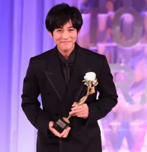 松坂桃李 「御上先生」で主演男優賞 「今までにない学園ドラマを作りたいという思いが結集」 – スポニチ Sponichi Annex 芸能 松坂桃李 「御上先生」で主演男優賞 「今までにない学園ドラマを作りたいという思いが結集」 - スポニチ Sponichi Annex 芸能