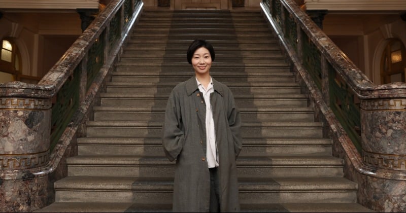 土居志央梨『虎に翼』スピンオフ『山田轟法律事務所』ラストシーンで「胸がいっぱいに」 名古屋市市政資料館でロケ - オリコンニュース