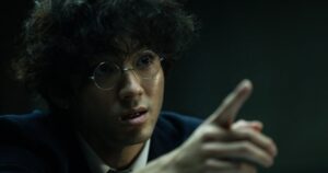 映画『爆弾』本編映像をたっぷり使った宮本浩次「I AM HERO」フル尺スペシャルMV - オリコンニュース