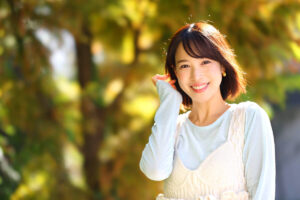 ジャパンＣの予想に自信を見せる鷲見玲奈（カメラ・宮崎　亮太）