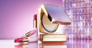 【2025年クリスマスコフレ】「エスティ ローダー」のホリデーはライラックがモチーフ - WWDJAPAN