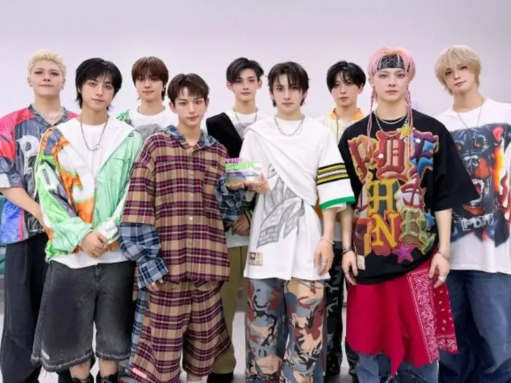 「＆TEAM」、「The Show」で韓国音楽番組初の1位 | wowKorea（ワウコリア）