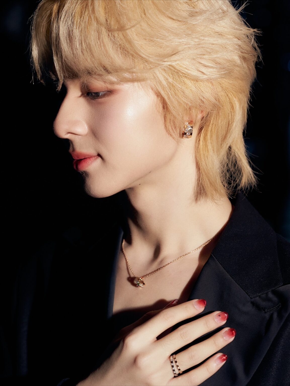 タイの人気俳優・アーティストの NuNew(ヌニュー) × Chaumet──受賞の余韻をまとう“Beautiful moments” タイナウ! Thainow