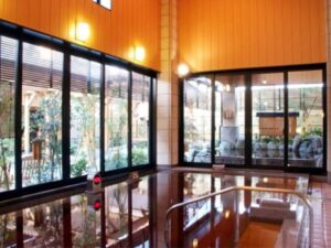 【埼玉県の人気スーパー銭湯】「天然温泉 七福の湯 戸田店」は地下から湧き出す天然温泉が魅力。チムジルバンスパも見逃せない - All About ニュース