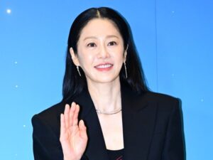 54歳女優コ・ヒョンジョンのオーラ、“緩やかな老化”さえ美に昇華する美貌の真髄 | cinemacafe.net