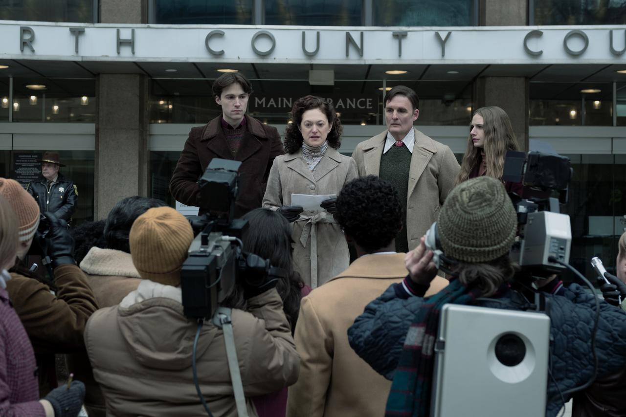 画像: 今月のオススメ 「殺人鬼ジョン・ゲイシー〜仮面を被った悪魔〜」