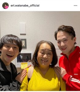 唐十郎&小日向文世の息子が俳優として躍動 渡辺えりと3ショット – エキサイトニュース 唐十郎&小日向文世の息子が俳優として躍動 渡辺えりと3ショット - エキサイトニュース