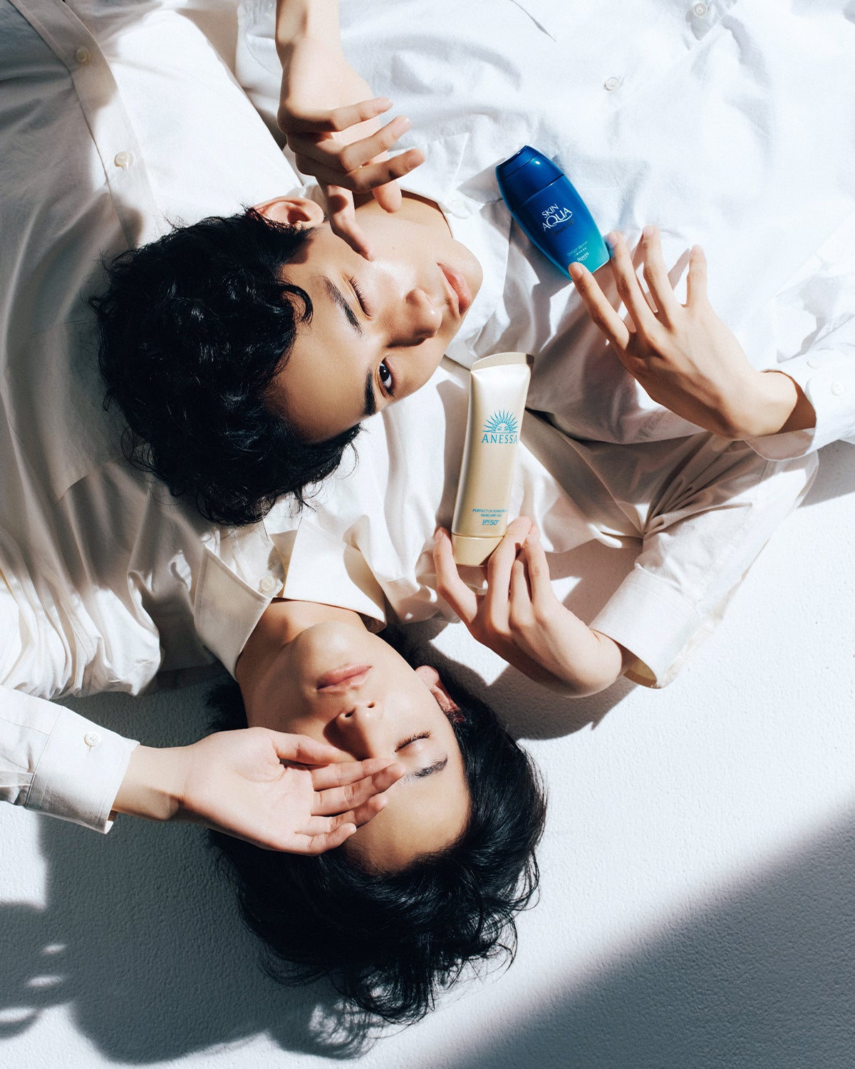 スキンアクアのヒアルロンセラムUV、アネッサのパーフェクトUV　スキンケアジェル NA