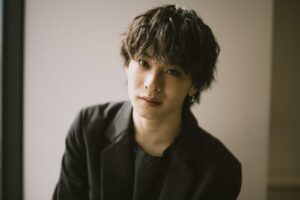 声変わりの期間は歌が好きではなくなった | 今牧輝琉 「『テニミュ』シリーズはリミットを外したほうが、見ている側も絶対に楽しめると思う」 INTERVIEW | ページ 2