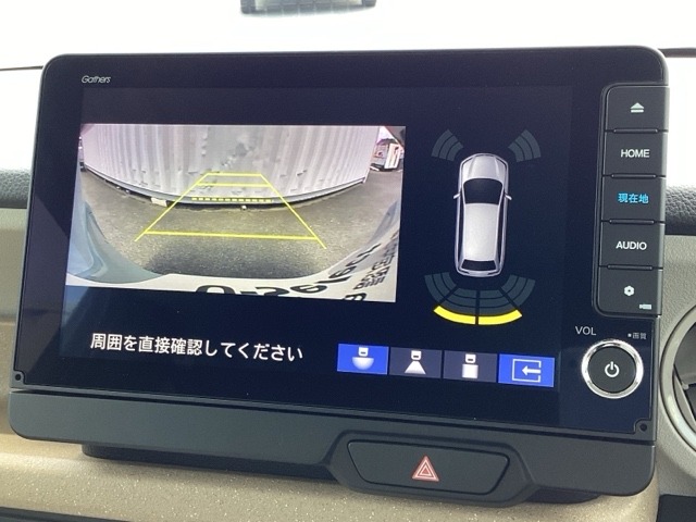 バックカメラも装備しております。車庫入れの苦手なお客様、もうご心配いりません。バックカメラがあれば、ぶつける心配無し？！重宝してくれると思いますよ＾＾