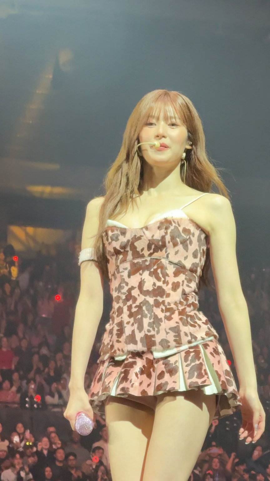 251109 Sana in Melbourne -Yes or Yes