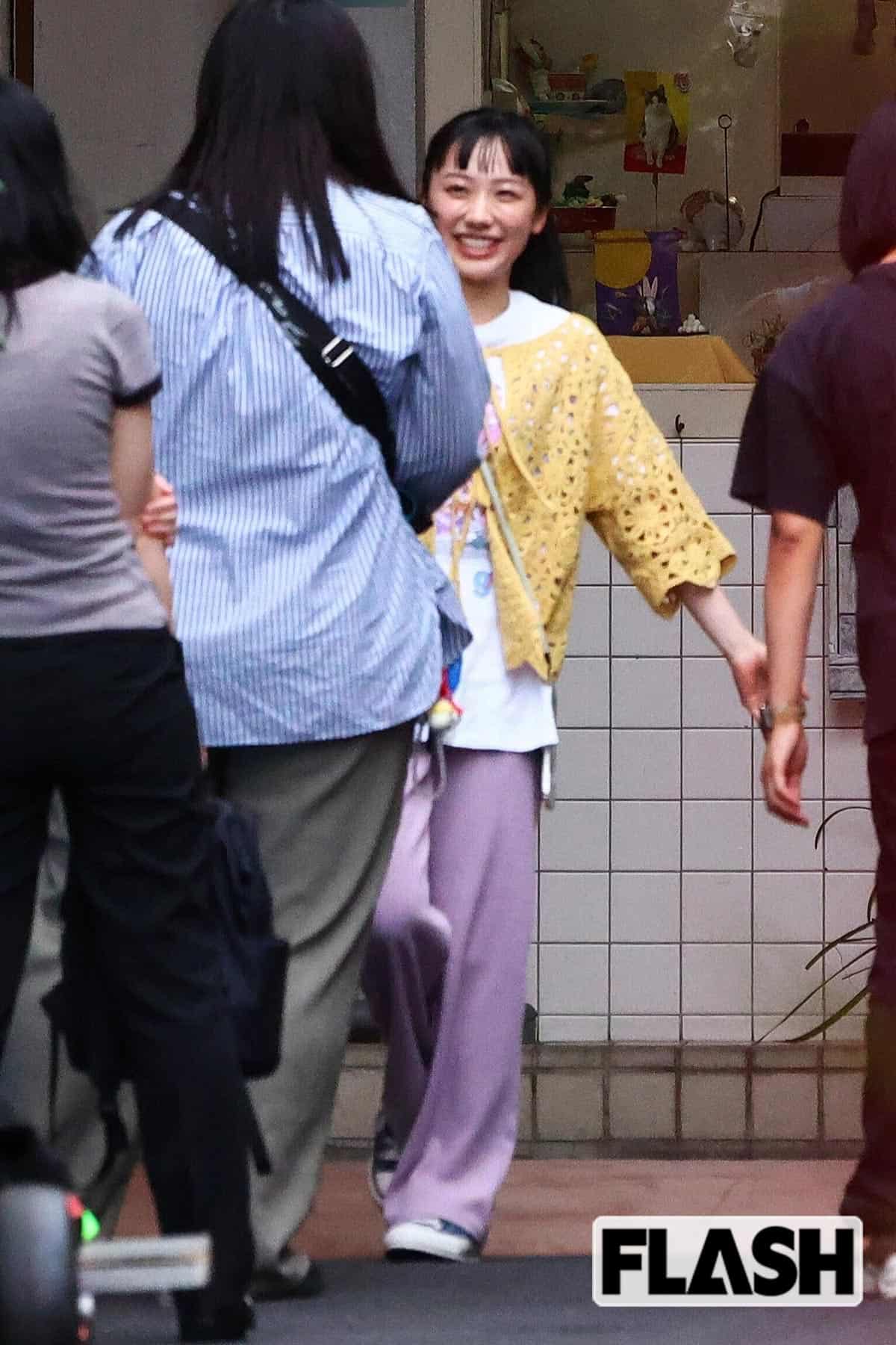 2025年9月、NHKスペシャルドラマ『片想い』のロケをしていた芦田愛菜