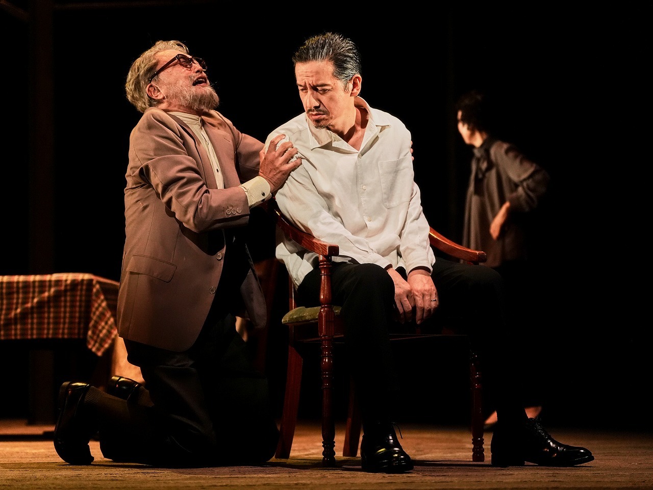 舞台『みんな鳥になって』 　　　　　　　撮影：細野晋司