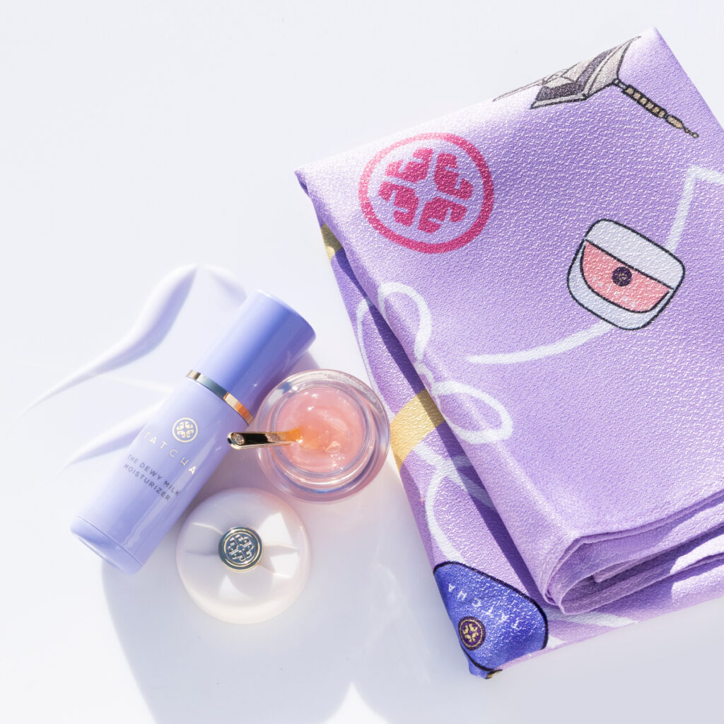 アメリカ発「MADE IN JAPAN」の発酵スキンケアブランド「タッチャ」より、イラストレーター・foxcoデザインの風呂敷付きスペシャルセットが登場 | 美ST ONLINE アメリカ発「MADE IN JAPAN」の発酵スキンケアブランド「タッチャ」より、イラストレーター・foxcoデザインの風呂敷付きスペシャルセットが登場 | 美ST ONLINE